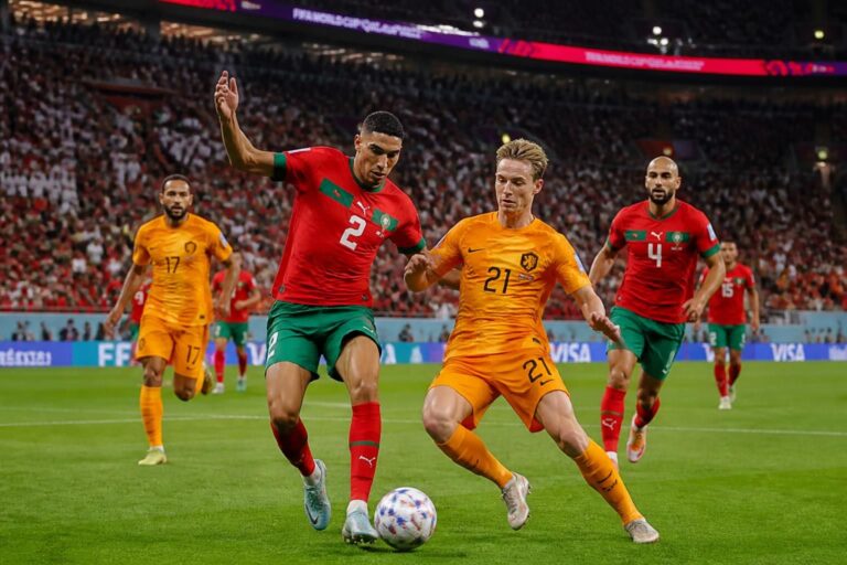 المغرب وهولندا: صراع ناري لتحديد هوية المتأهل إلى ثمن نهائي كأس العالم 2026