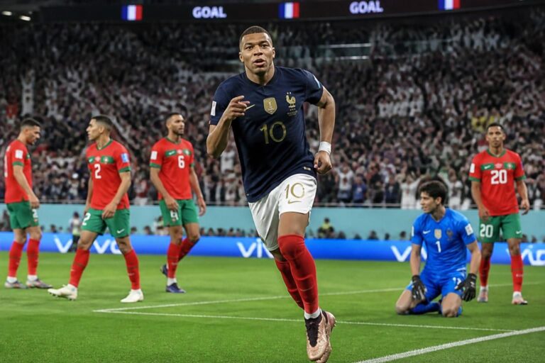 تقييم أداء لاعبي فرنسا ضد المغرب: مبابي المتألق يقود الديوك إلى نصف النهائي